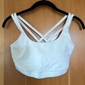 Lululemon strappy cross back sorts bra in stunning white